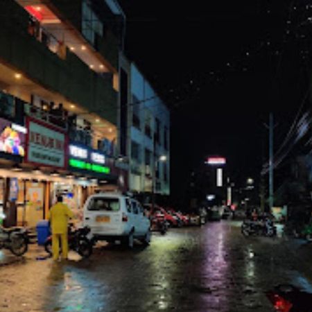 Hotel Venus Inn Bhubaneshwar بوهفانيشفار المظهر الخارجي الصورة