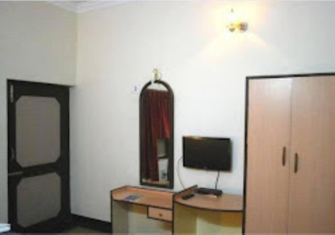 Hotel Venus Inn Bhubaneshwar بوهفانيشفار المظهر الخارجي الصورة