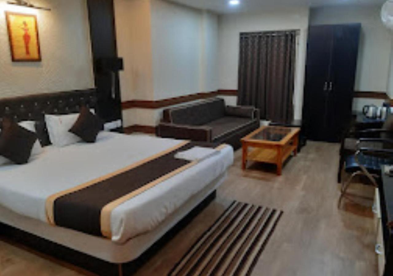 Hotel Venus Inn Bhubaneshwar بوهفانيشفار المظهر الخارجي الصورة