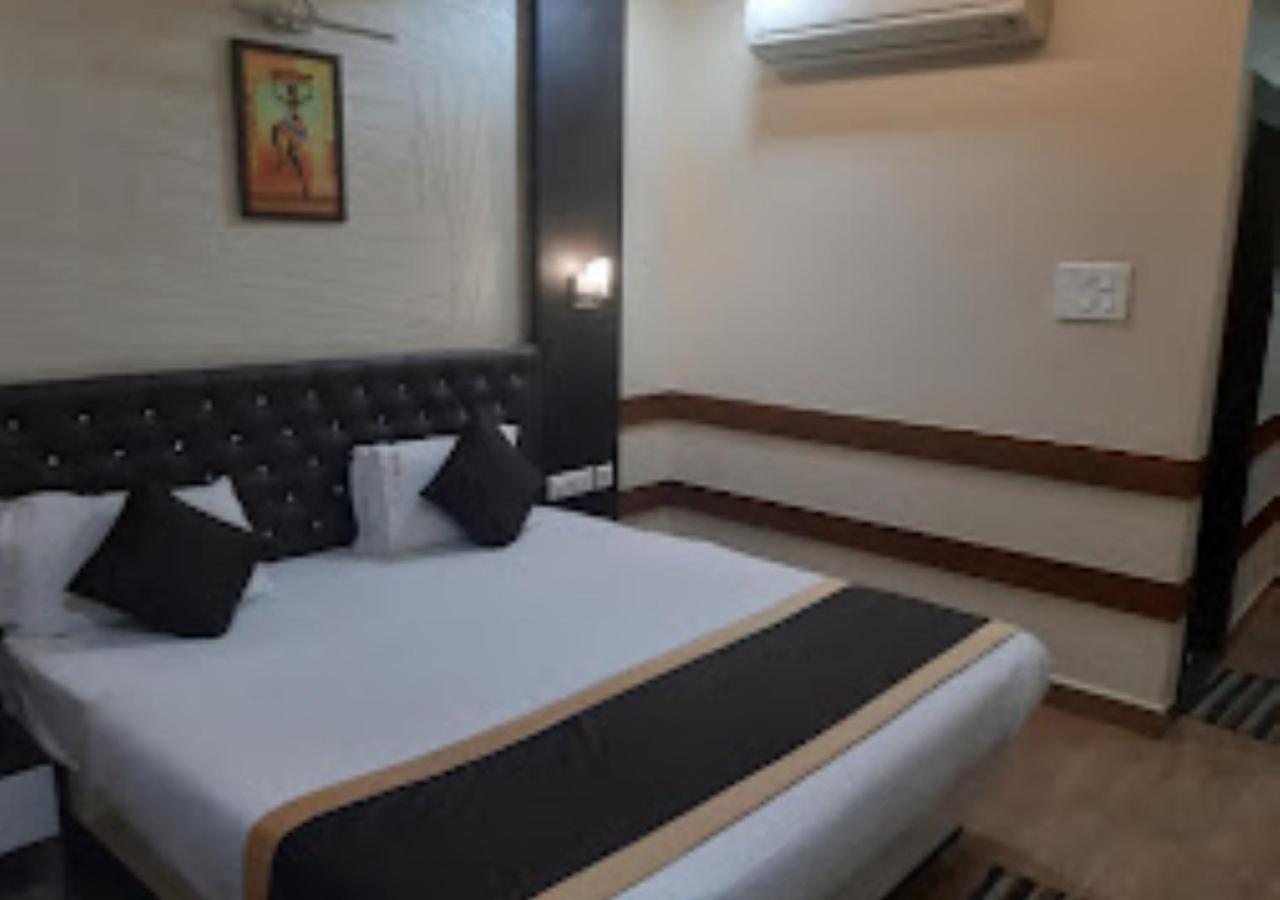 Hotel Venus Inn Bhubaneshwar بوهفانيشفار المظهر الخارجي الصورة